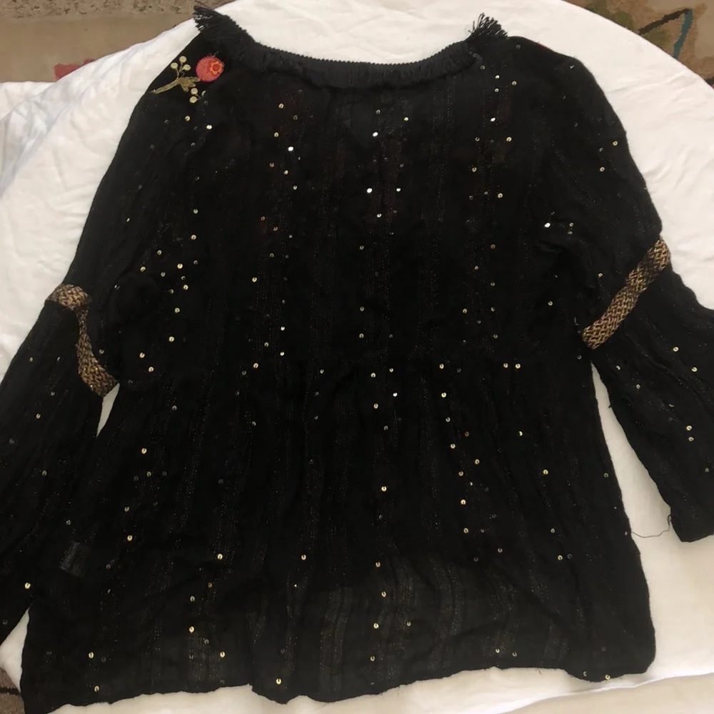 Country bohemian sequin floral embroidered tunic top - Picture 7 of 8